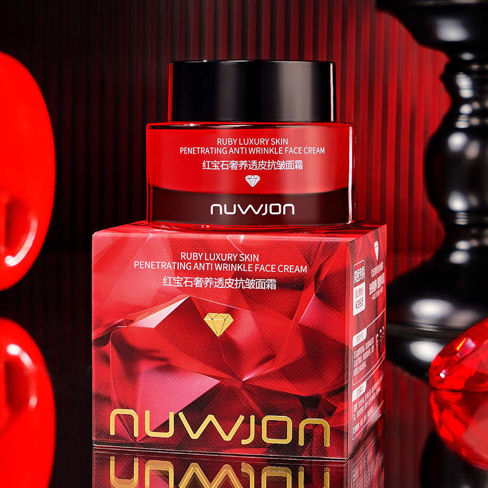 Ruby Luxury Skin Penetrating A - Luxury Skincare & Spa Photos recensione e prezzo