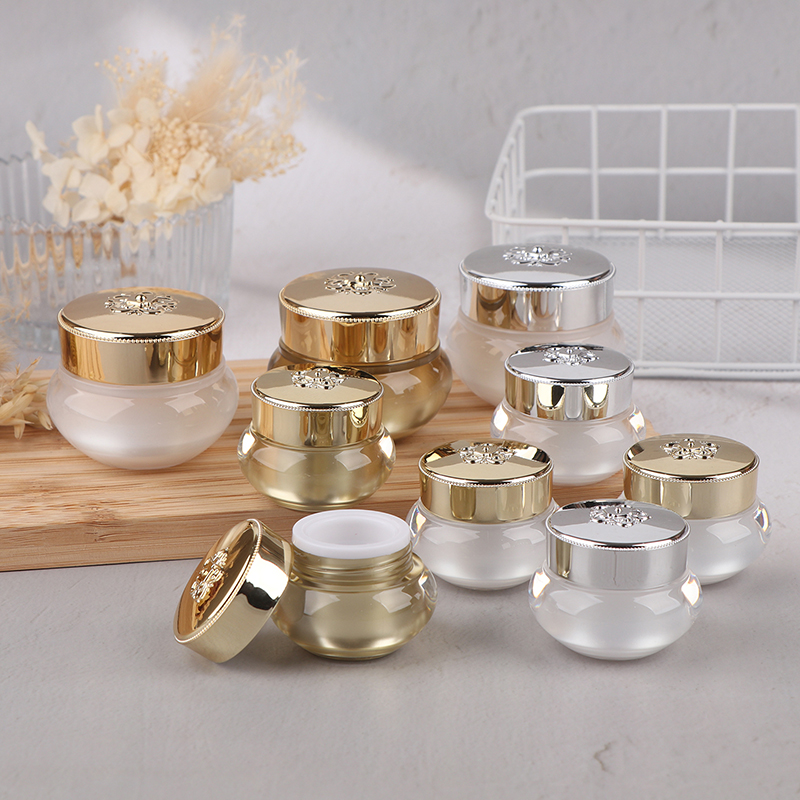 Acrylic Empty Travel Cream Jar - Luxury Skincare & Spa Photos recensione e prezzo